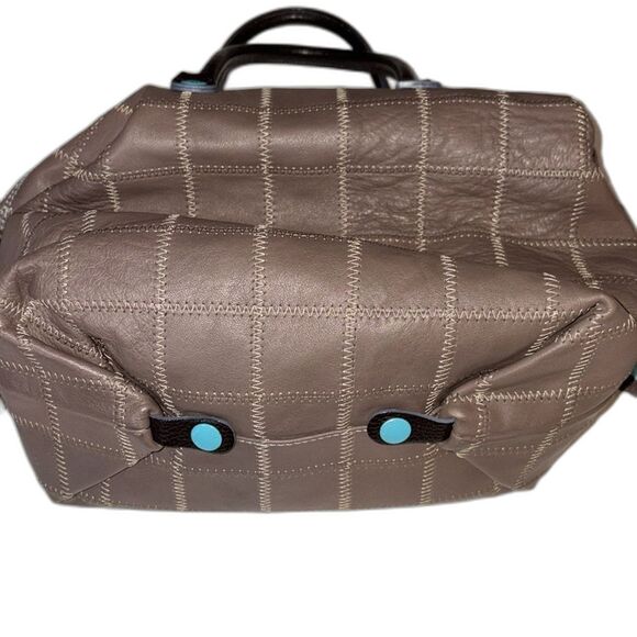 Franco GABS tan leather squares patch purse - Picture 3 of 7